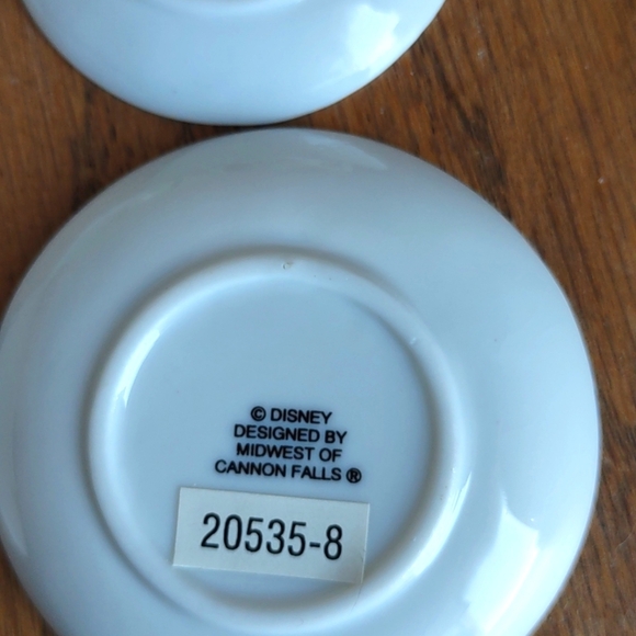 Disney Winnie the Pooh Miniature Tea Cups, Saucers and Plates - Picture 7 of 9